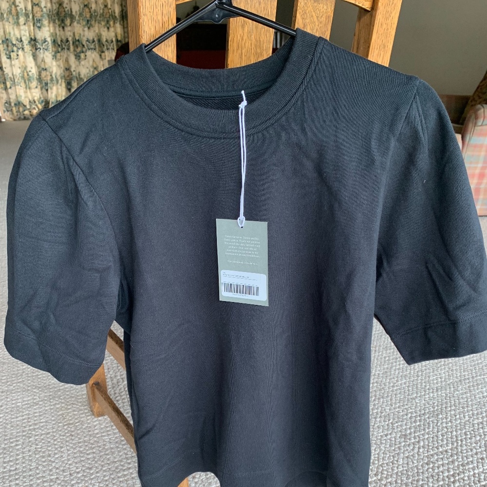 NWT Everlane Short Sleeved Sweatshirt Black Medium